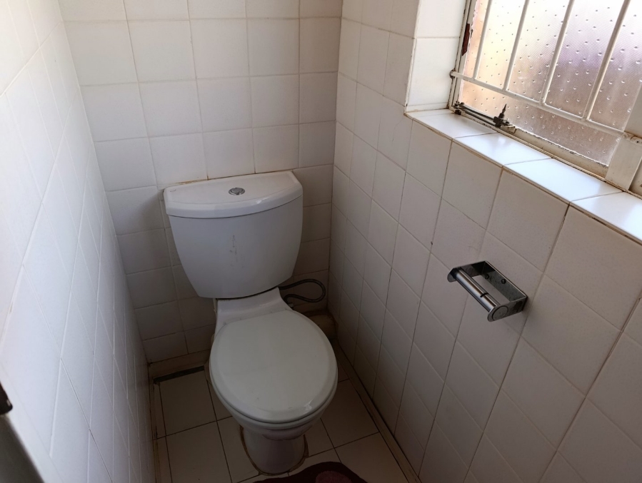 5 Bedroom Property for Sale in Spitskop SH Free State